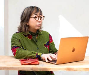 PCとシゲコ右向き